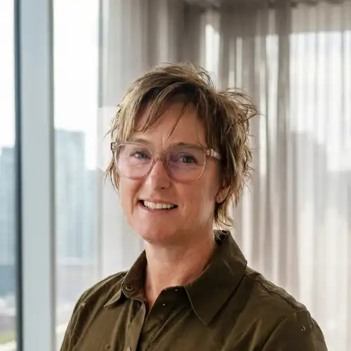 Photo of Michelle Legg